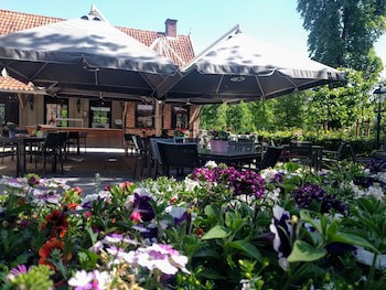 Fletcher Hotel-Restaurant De Broeierd