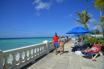 Dover Beach Hotel