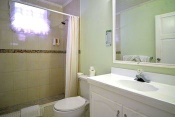 Dover Beach Hotel