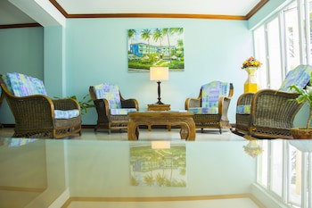 Dover Beach Hotel