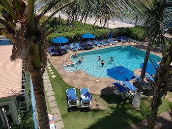 Dover Beach Hotel