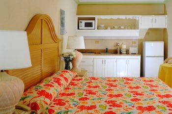 Golden Sands Hotel