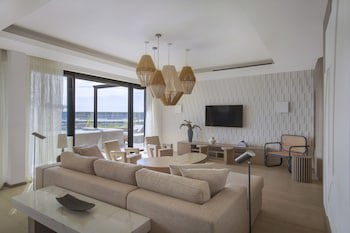 Lux* Grand Baie