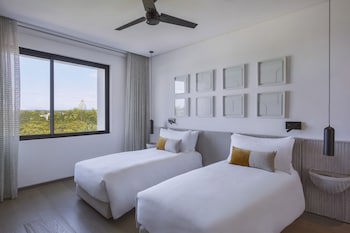 Lux* Grand Baie