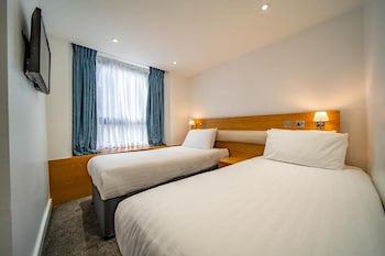 Central Park Hotel