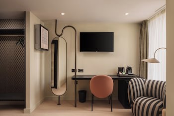 Central Park Hotel