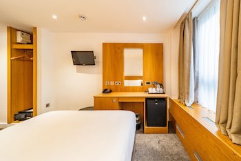 Central Park Hotel