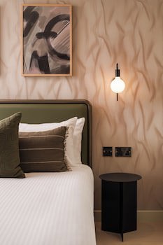Central Park Hotel