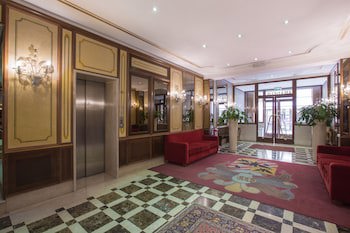 Amadeus Hotel fotoğrafı