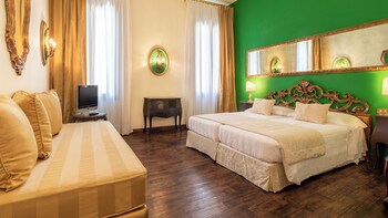 Amadeus Hotel galeri fotoğrafı