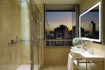 UNA Hotels Century Milan galeri fotoğrafı