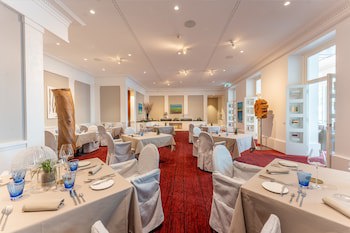 Beau Rivage Hotel