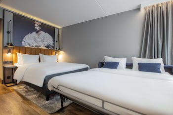 Radisson Blu Royal Garden Hotel