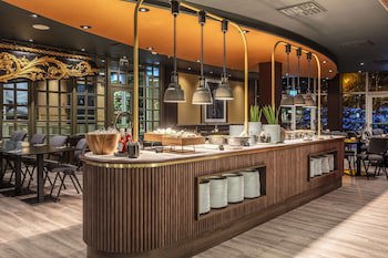 Radisson Blu Royal Garden Hotel