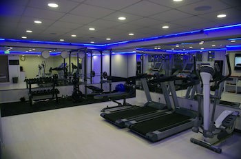 Best Western Regency Suites