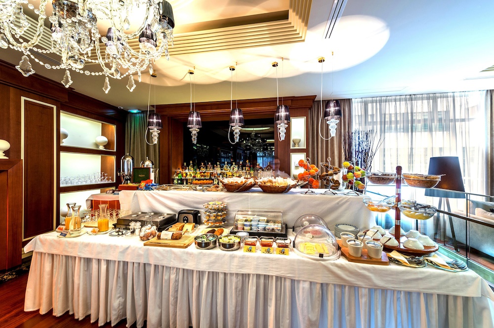 Hotel Century