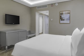 Hilton Alexandria Corniche