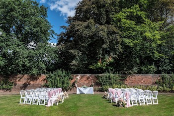 New Hall Hotel & Spa