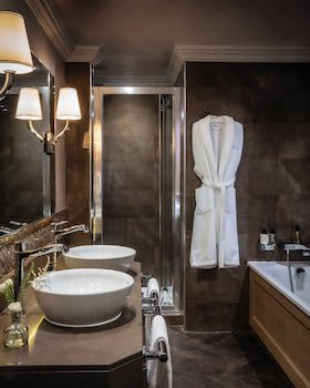 New Hall Hotel & Spa