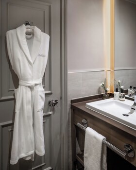 New Hall Hotel & Spa