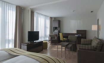 Holiday Inn Munich-Unterhaching by IHG galeri fotoğrafı