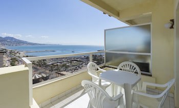 Aparthotel Pyr Fuengirola