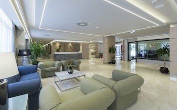 Aparthotel Pyr Fuengirola
