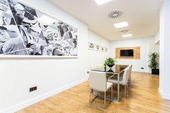Aparthotel Pyr Fuengirola