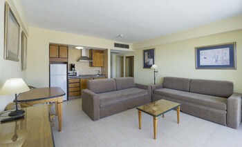 Aparthotel Pyr Fuengirola