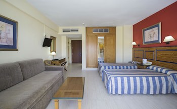 Aparthotel Pyr Fuengirola