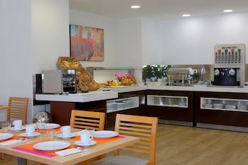 Aparthotel Pyr Fuengirola