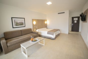 Aparthotel Pyr Fuengirola