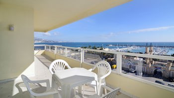 Aparthotel Pyr Fuengirola