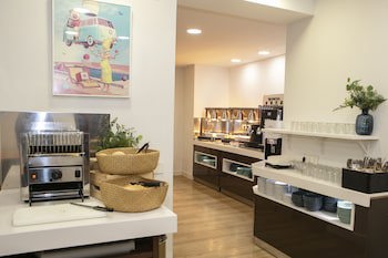 Aparthotel Pyr Fuengirola