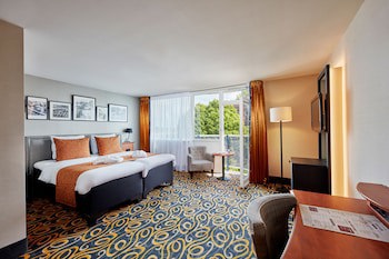 Carlton Square Hotel