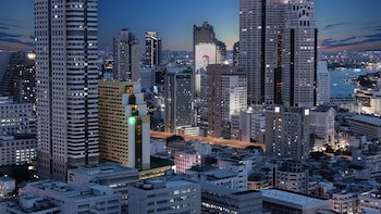 Holiday Inn Bangkok Silom by IHG