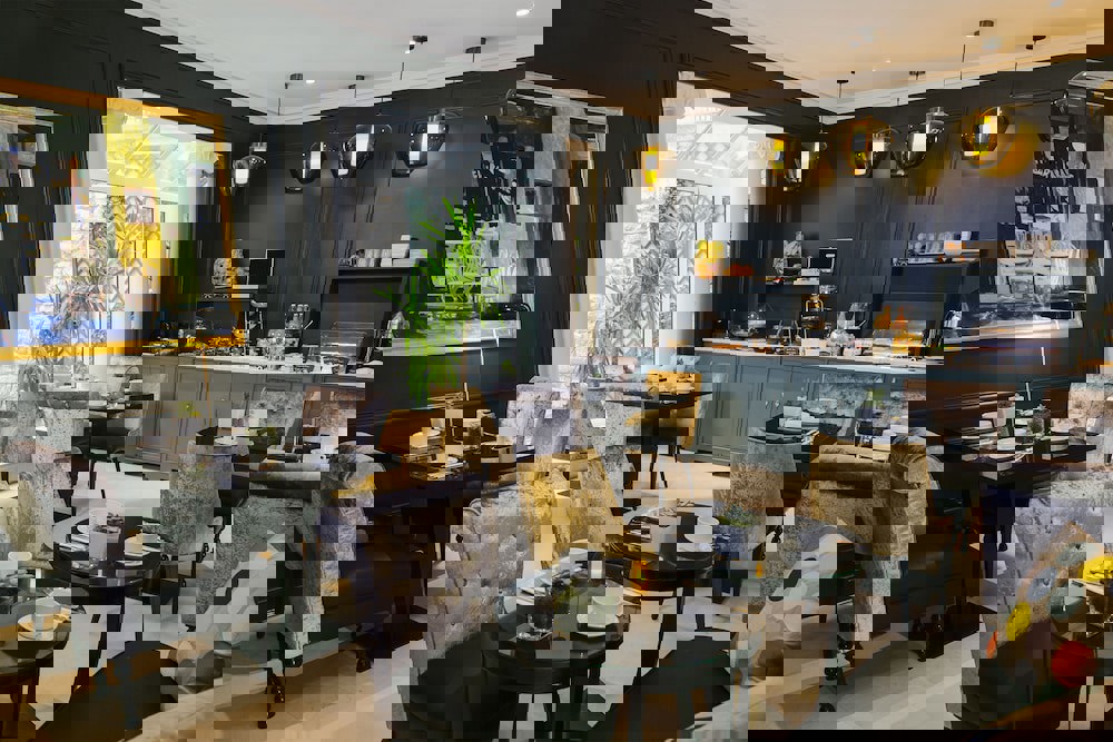 Neuville Arc de Triomphe