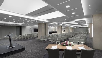 Crowne Plaza Athens City Centre, An Ihg Hotel