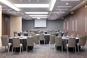 Crowne Plaza Athens City Centre, An Ihg Hotel