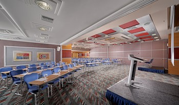 Crowne Plaza Athens City Centre, An Ihg Hotel