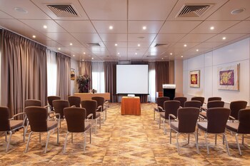 Crowne Plaza Athens City Centre, An Ihg Hotel