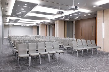 Crowne Plaza Athens City Centre, An Ihg Hotel