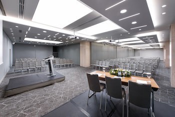 Crowne Plaza Athens City Centre, An Ihg Hotel