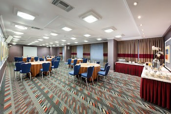 Crowne Plaza Athens City Centre, An Ihg Hotel