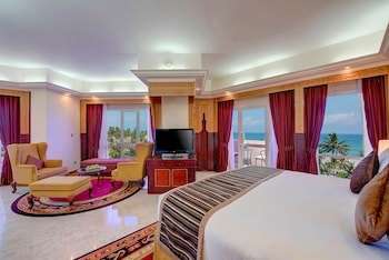 Crowne Plaza Resort Salalah, An Ihg Hotel