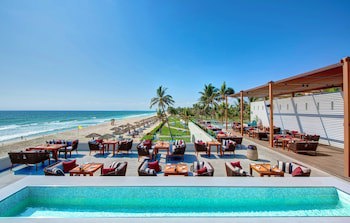 Crowne Plaza Resort Salalah, An Ihg Hotel