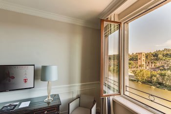 Plaza Hotel Lucchesi galeri fotoğrafı