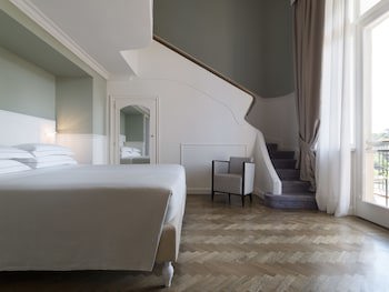 Plaza Hotel Lucchesi galeri fotoğrafı