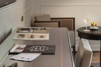 Plaza Hotel Lucchesi galeri fotoğrafı