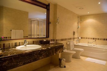 Jolie Ville Hotel & Spa Kings Island Luxor